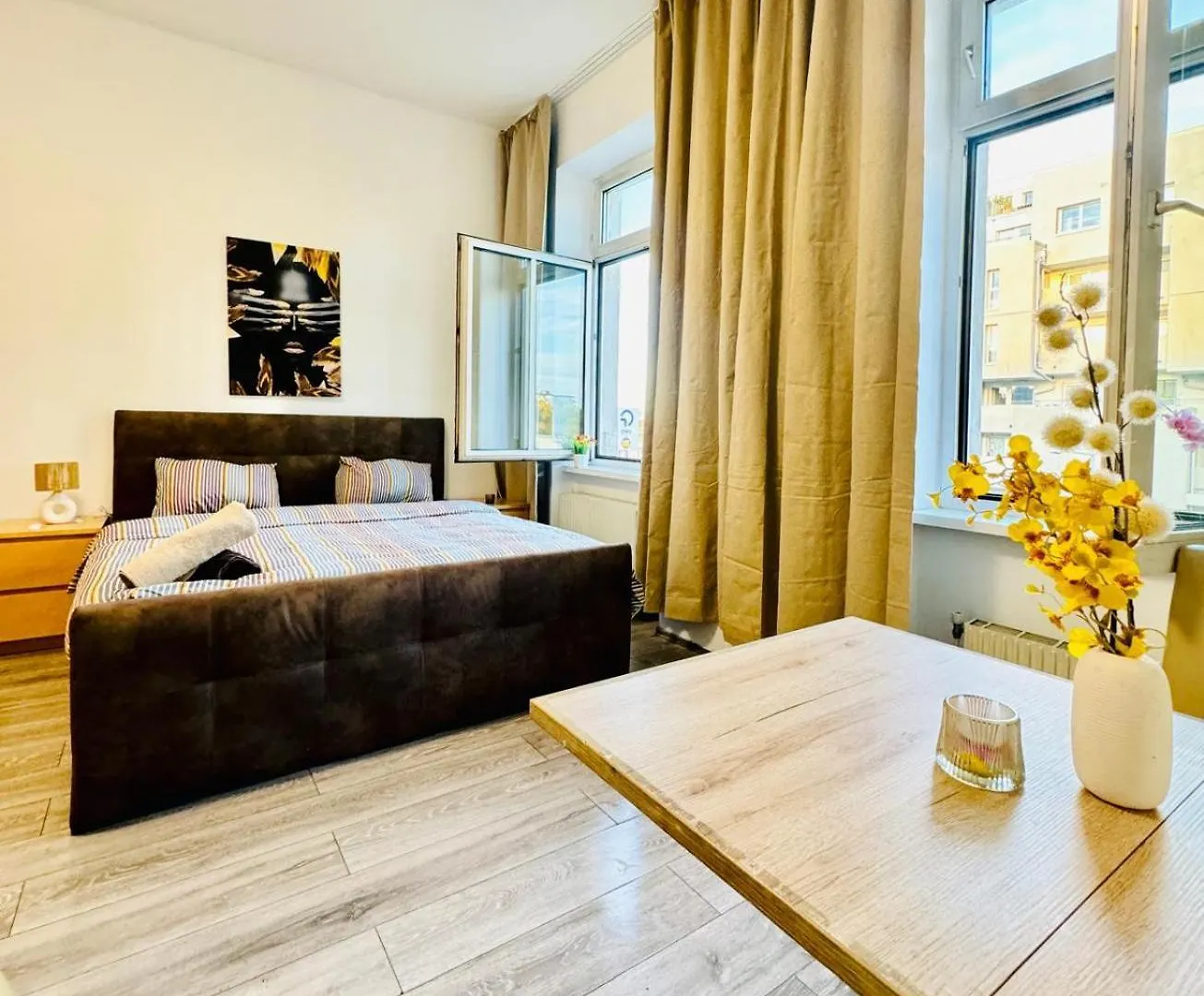 Lovely 3Br Apartment For 9P, 10Min To Fac Platz فيينا النمسا