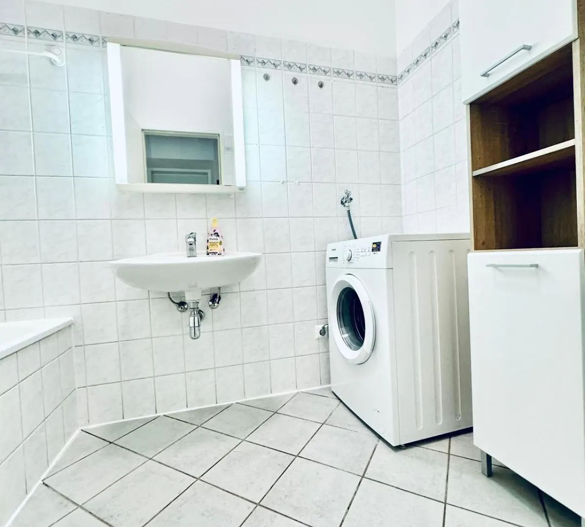 Lovely 3Br Apartment For 9P, 10Min To Fac Platz فيينا