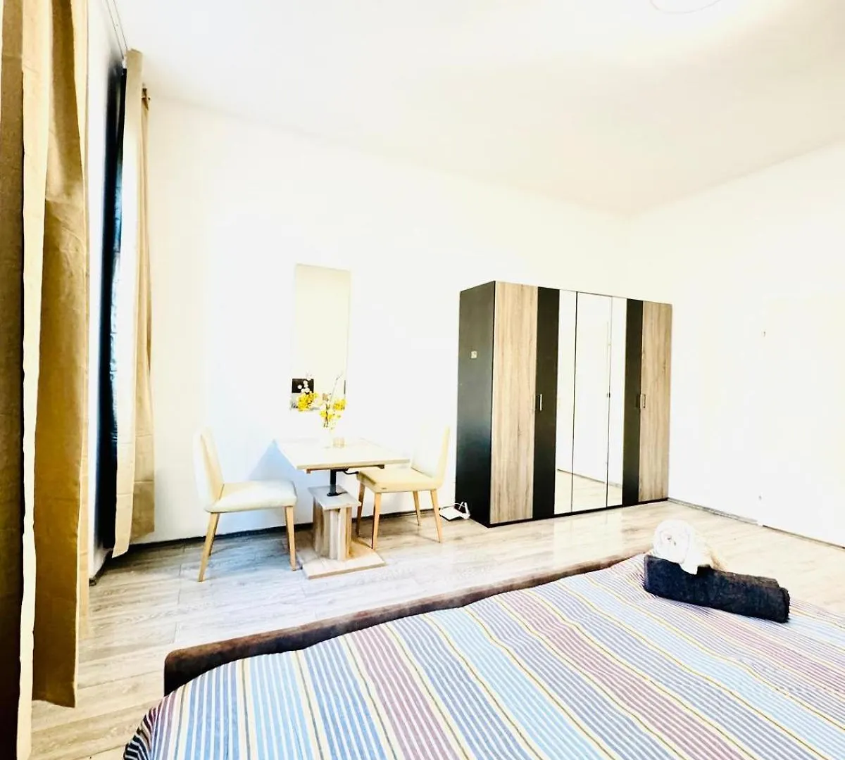 Lovely 3Br Apartment For 9P, 10Min To Fac Platz فيينا