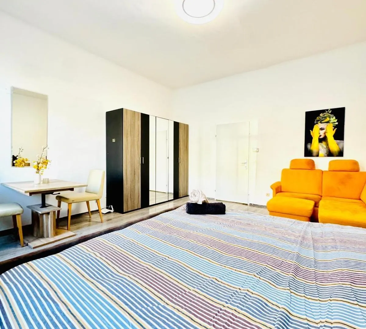 Lovely 3Br Apartment For 9P, 10Min To Fac Platz فيينا النمسا
